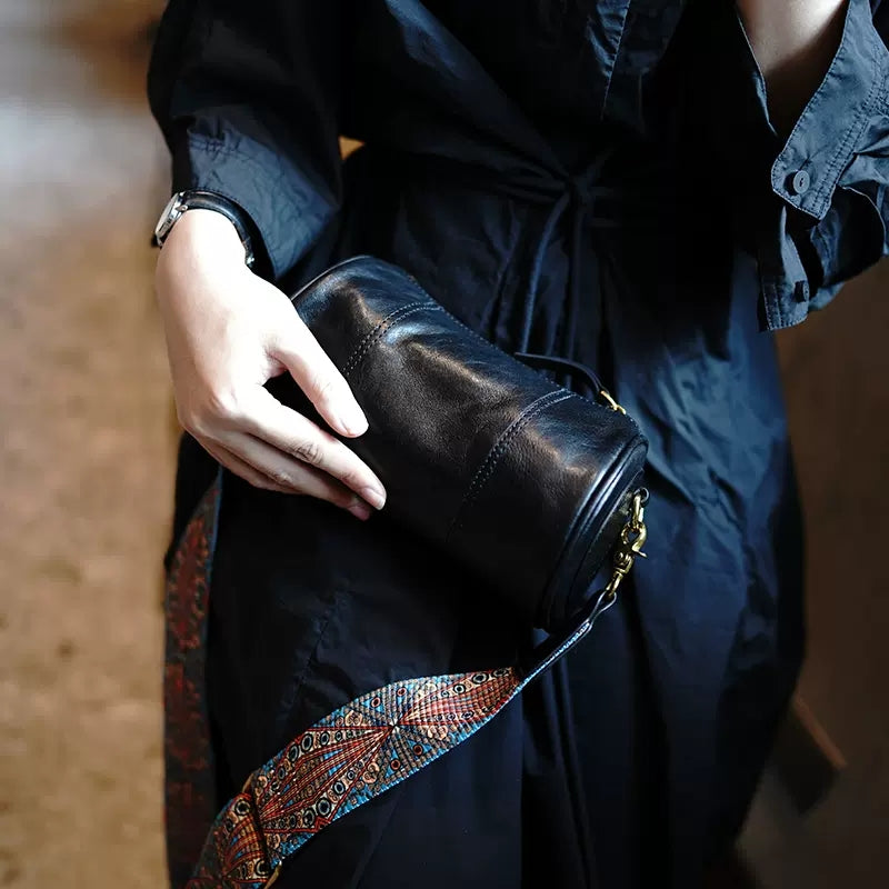 李記 | 原創復古 | 鞣製皮革 洋式枕バッグ 肩挎圓筒包 M1218號